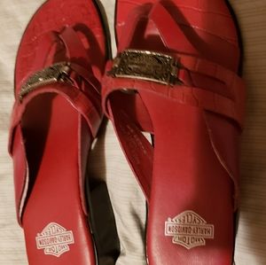 Harley-Davidson RARE red flipflop sandals size 6